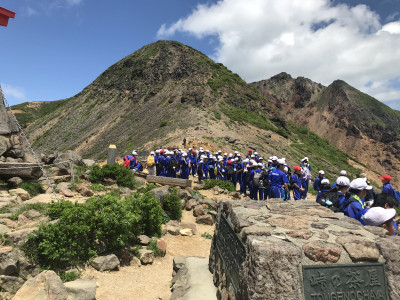 8D6A0B27-35D6-48B3-8A13-3A5D686CA7E0